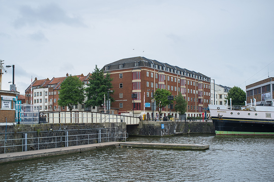 uk bristol harbor