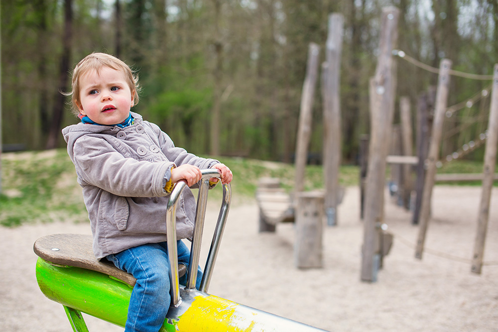 10_little-girl-on-seesaw