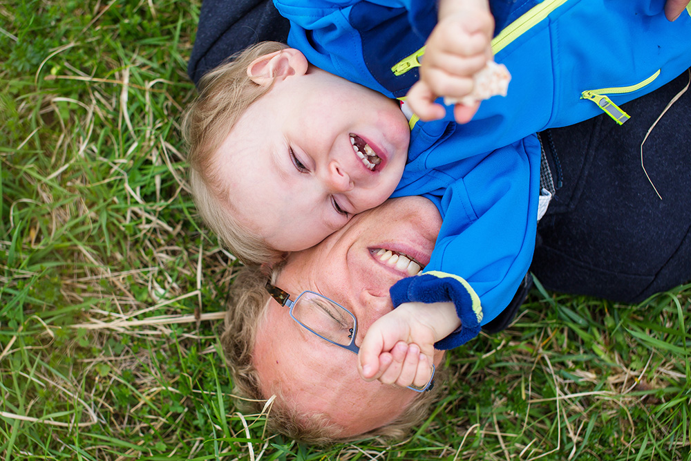 10a_toddler-with-daddy-happy