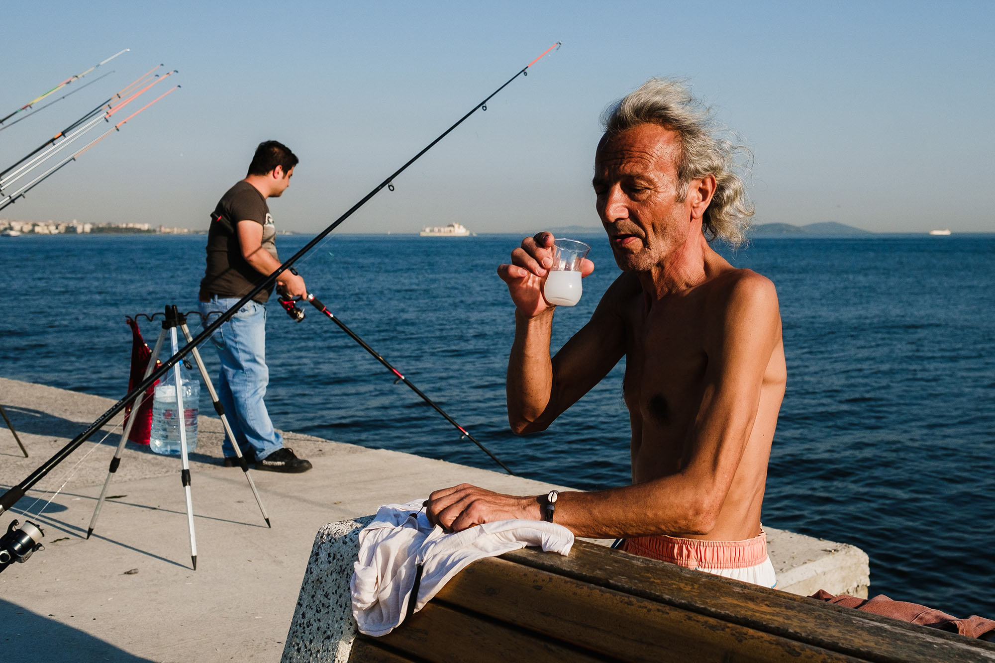 istanbul turkey fishermen
