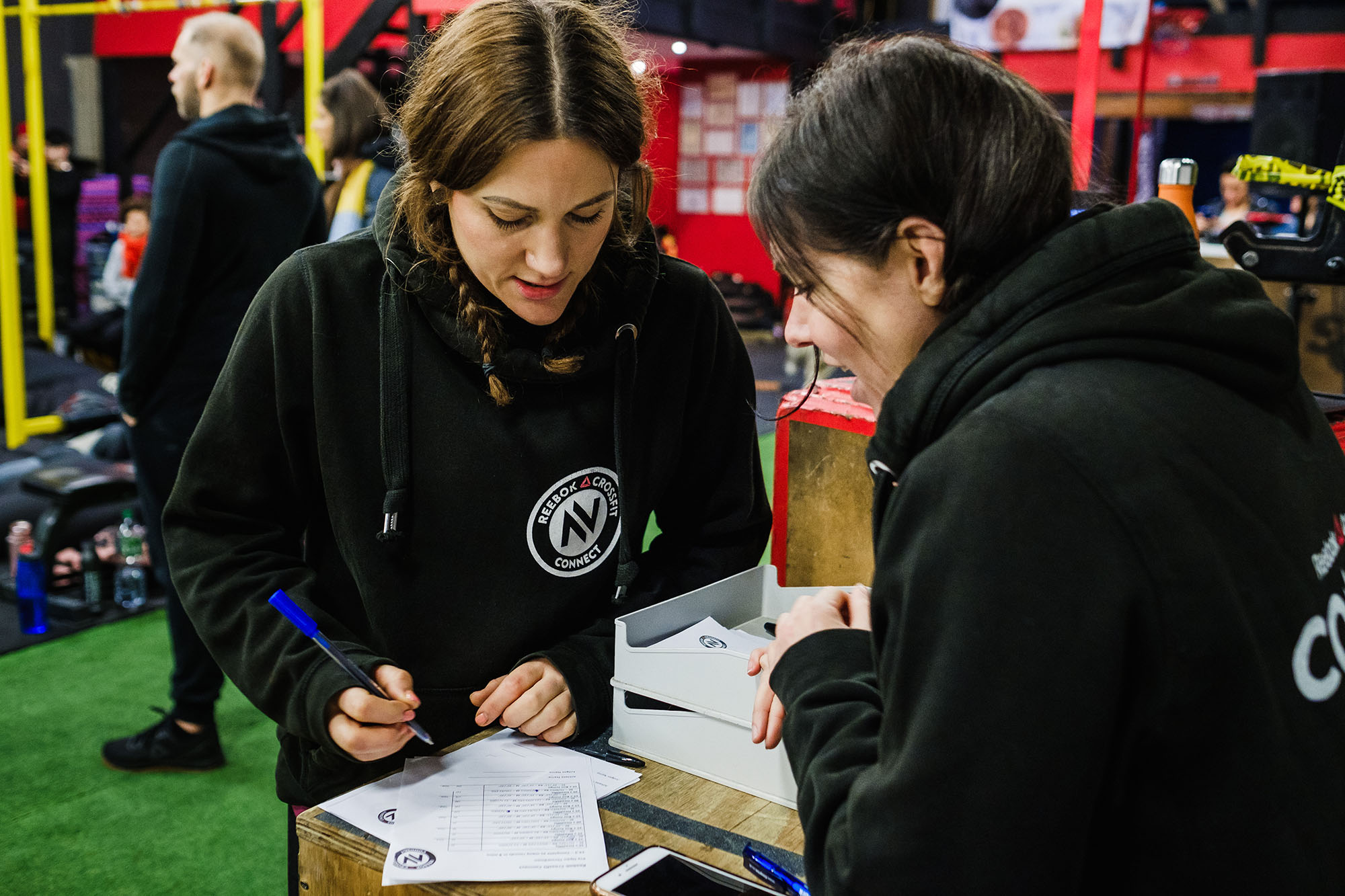 Crossfit reebok throwdown athlete