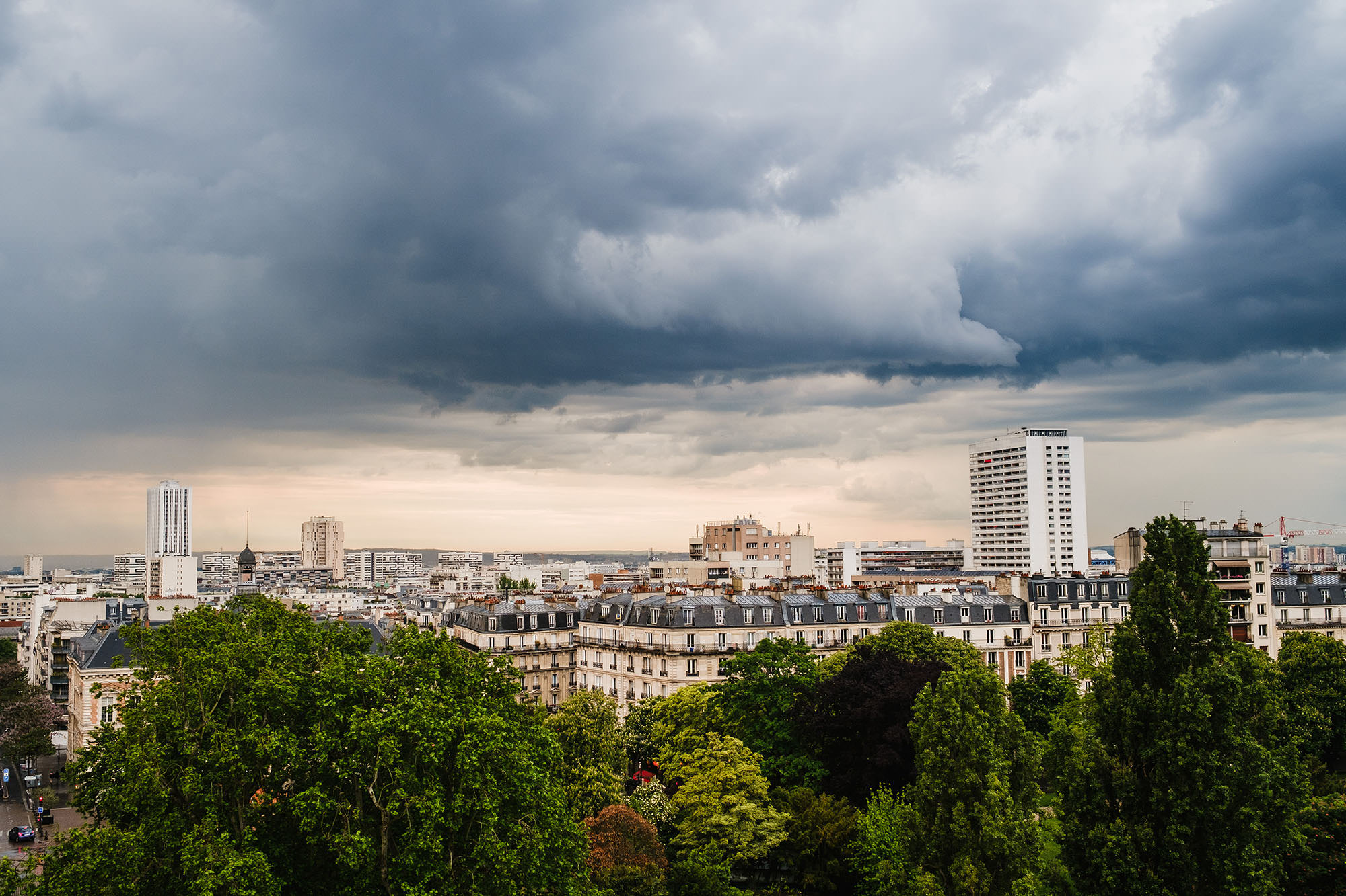 Paris views city life