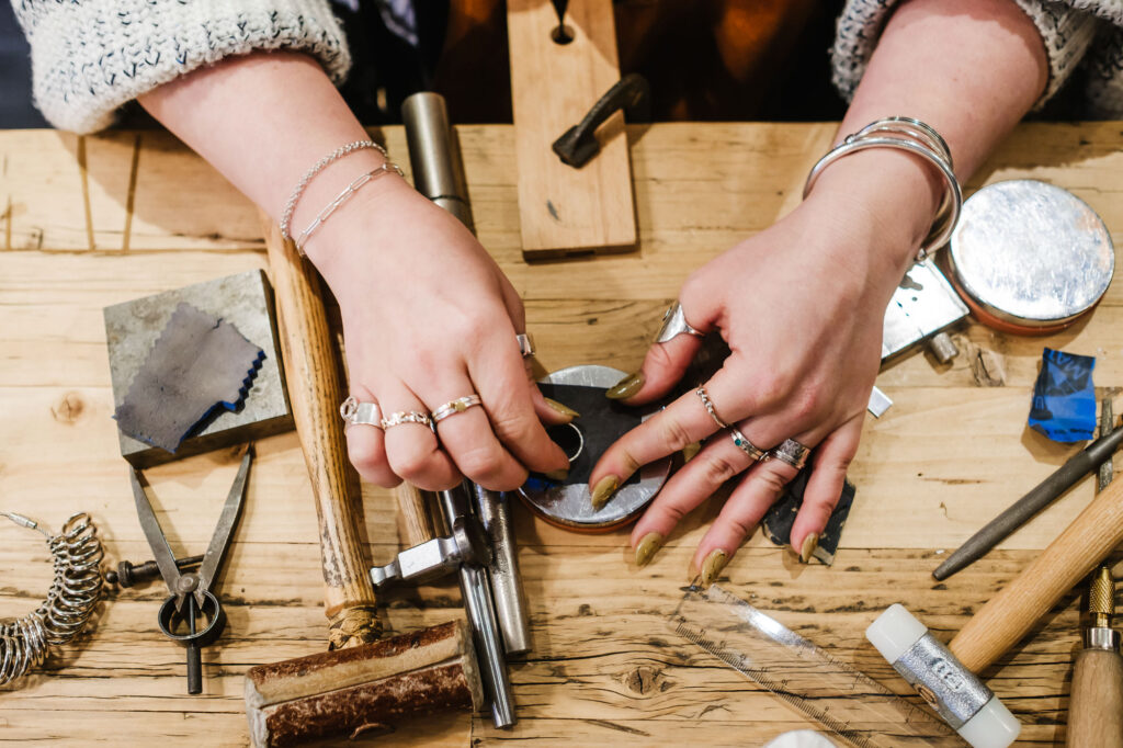 Makers of sussex artist ring maker