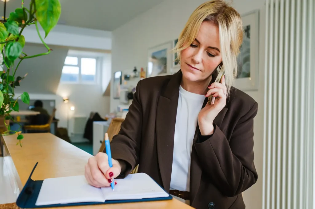 How to Get Better Client Testimonials (Without Telling People What to Say)